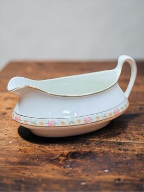 Antique Homer Laughlin Gravy Boat